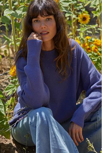 Throw On Easy Crew Neck Sweater DENIM BLUE