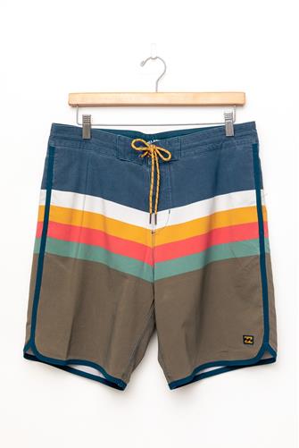 73 Spinner LT Boardshort GREEN MULTI -