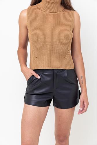 Alejandra Vegan Leather Short CHOCOLATE