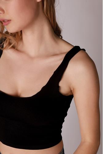 Lettuce Edge Crop Top BLACK